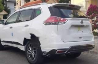 Bán xe Nissan X trail đời 2019, màu trắng, giá 940tr0