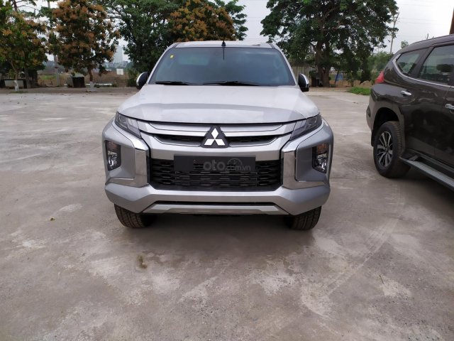 Bán xe Mitsubishi Triton nhập Thái, trả góp Hưng Yên 