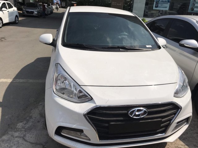 Bán Hyundai i10 1.2MT sedan bản full option, xe giao ngay, đủ màu, bao giá tốt nhất Sài Gòn0