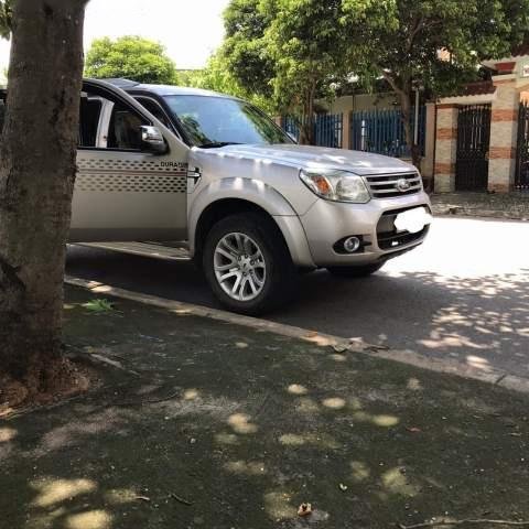 Bán Ford Everest đời 2013, màu hồng phấn 0