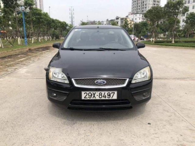 Bán xe Ford Focus sản xuất năm 2006, màu đen số tự động, 225 triệu