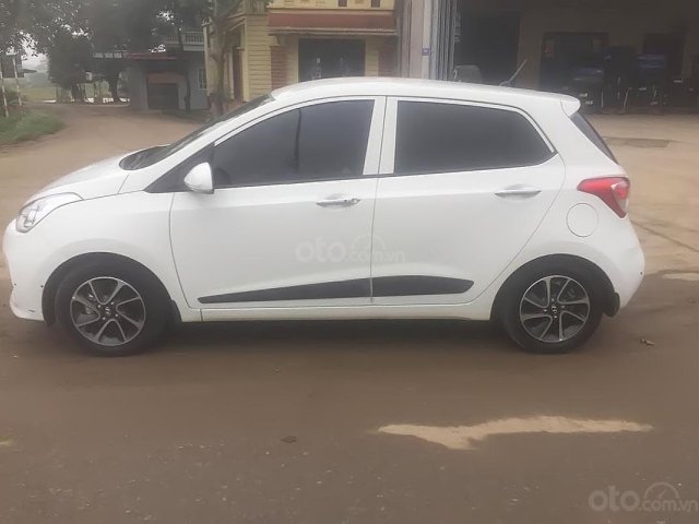 Bán Hyundai Grand i10 năm sản xuất 2018, màu trắng0