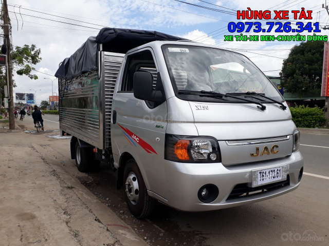 Bán xe tải JAC 1t25 thùng dài 3m2 trả trước 40 triệu có xe