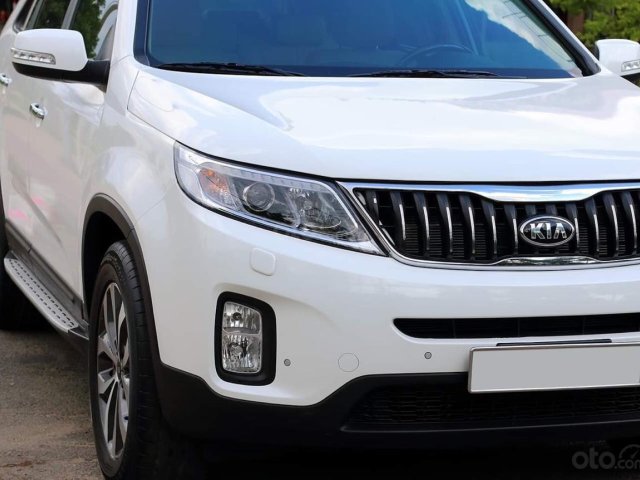 Bán Kia Sorento 2.4 GAT (số tự động), SUV 7 chỗ full option s, giá chỉ từ 789 triệu, hỗ trợ vay NH 90%