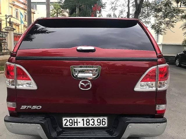 Bán Mazda BT 50 2.2L 4x2 AT đời 2015, màu đỏ, nhập khẩu ít sử dụng