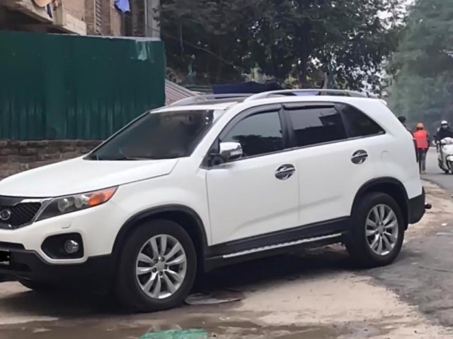 Bán ô tô Kia Sorento GAT 2.4L 2WD đời 2011, màu trắng 