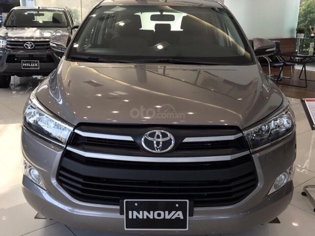 Toyota Innova chỉ 200tr nhận xe - Thuế trước bạ 5% giao xe ngay