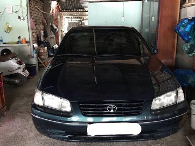 Cần bán gấp Toyota Camry đời 1999 còn mới, giá 230tr