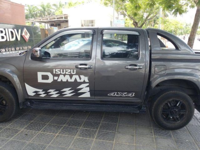 Cần bán gấp Isuzu Dmax sản xuất năm 2011, nhập khẩu0