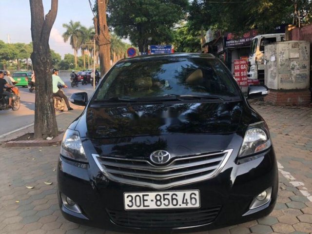 Bán xe Toyota Vios năm 2013, màu đen, còn rất mới0