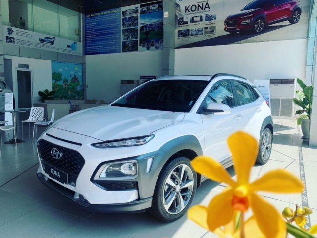 Bán ô tô Hyundai Kona đời 2019, màu trắng, nhập khẩu nguyên chiếc, giao ngay0