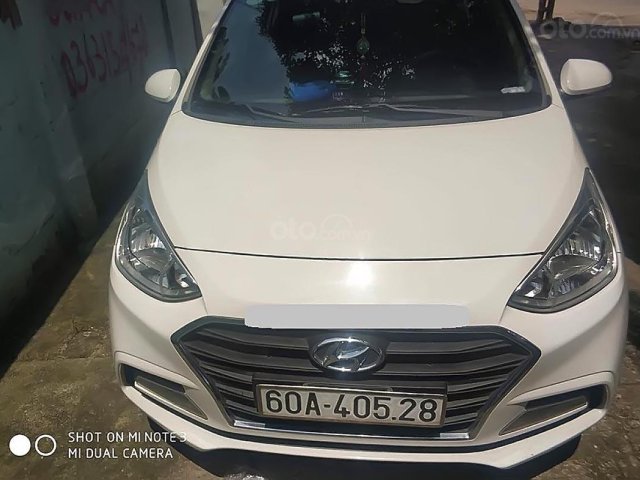 Xe Hyundai Grand i10 sản xuất năm 2016, màu trắng số sàn