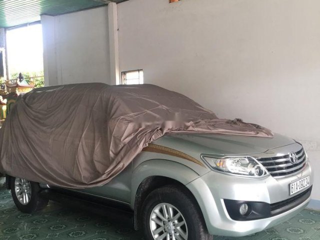 Cần bán xe Toyota Fortuner năm 2012, giá tốt