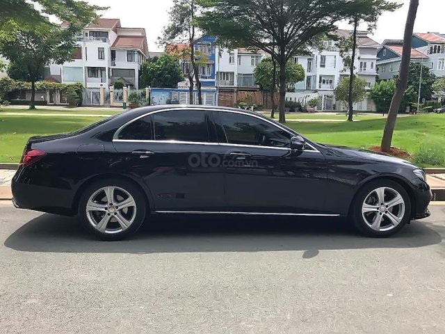 Chính chủ bán xe Mercedes E250 2016, màu đen