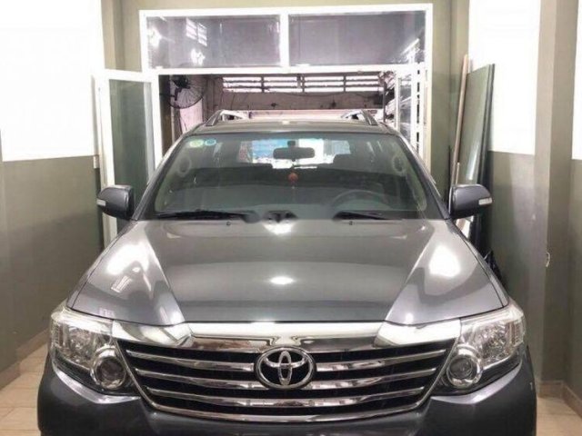 Bán Toyota Fortuner đời 2012, màu xám, nhập khẩu số sàn0