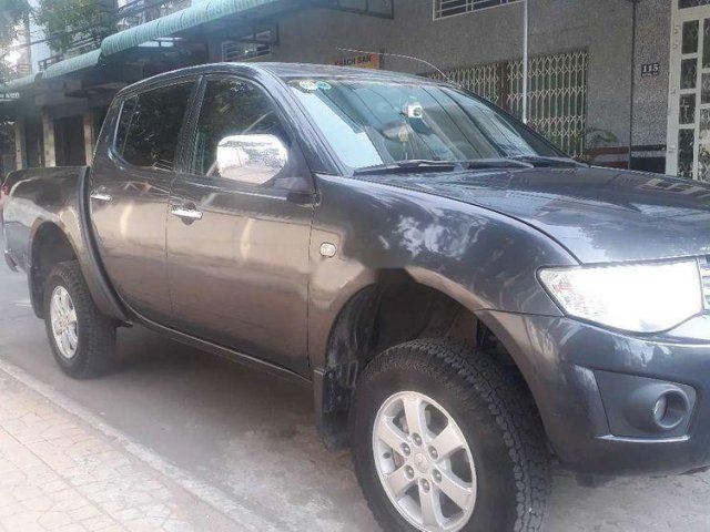 Bán Mitsubishi Triton đời 2015, nhập khẩu, xe đẹp, ít hao dầu