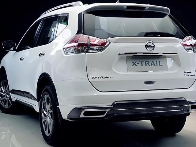 Bán Nissan X trail V Series 2.5 SV Premium 4WD năm 2019, màu trắng, 943 triệu0