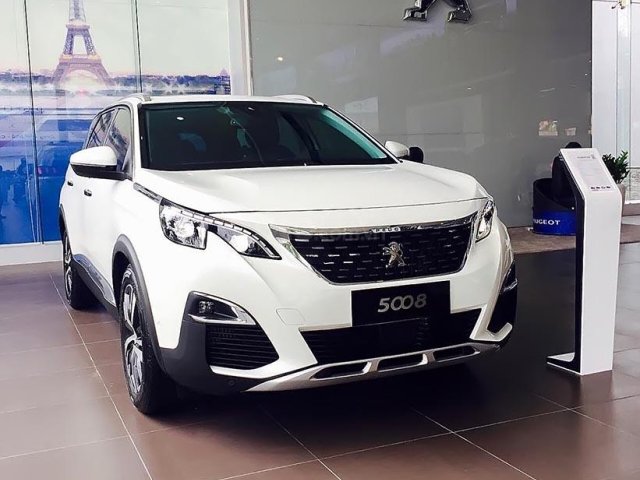 Bán xe Peugeot 5008 2019, new 100%, màu trắng
