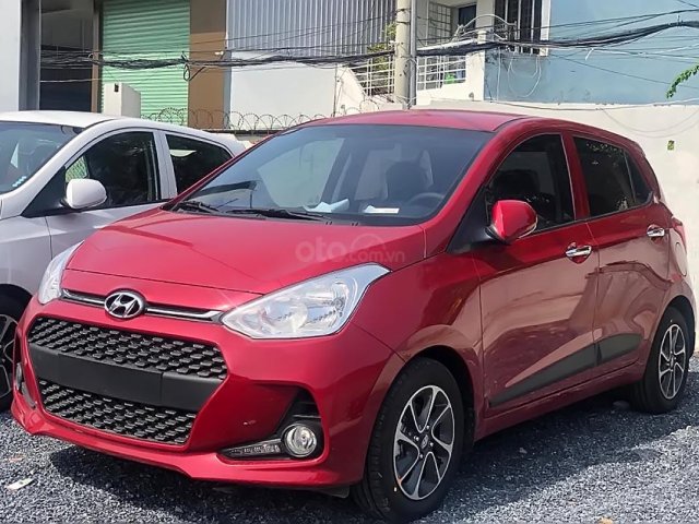 Bán xe Hyundai Grand i10 sản xuất năm 2019, màu đỏ, giá 330tr