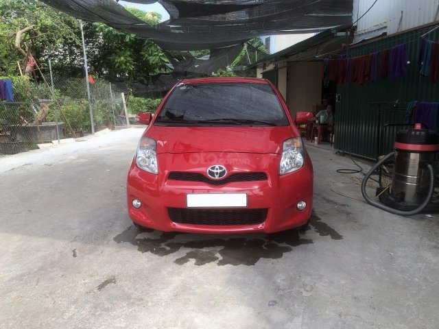 Bán xe Toyota Yaris 1.5 AT RS Hatchback nhập khẩu mới 99%