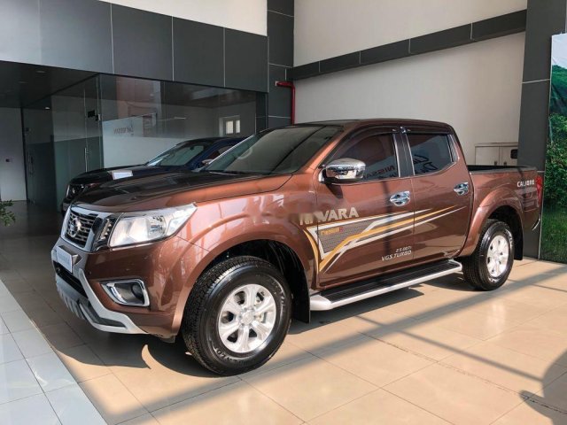 Bán xe Nissan Navara EL 2019, màu nâu, nhập khẩu, giao ngay0