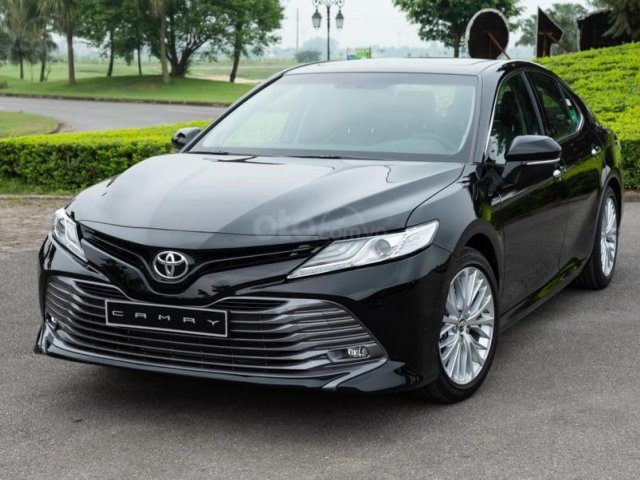 Bán xe Toyota Camry 2.5Q 2019, xe đủ màu giao ngay. Ưu đãi sốc: Giảm tiền mặt + PK chính hãng0