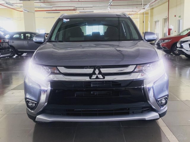 Bán Mitsubishi Outlander 2019, giá tốt Sài Gòn0