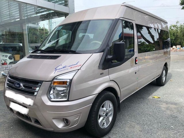 Bán Ford Transit Luxury sản xuất 2018, đăng kí lần đầu T3/2019, chạy 14.990km0