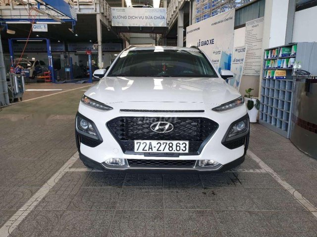 Bán xe Hyundai Kona 2.0 đời 2019, màu trắng