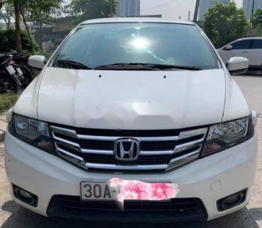 Cần bán Honda City năm 2014, màu trắng