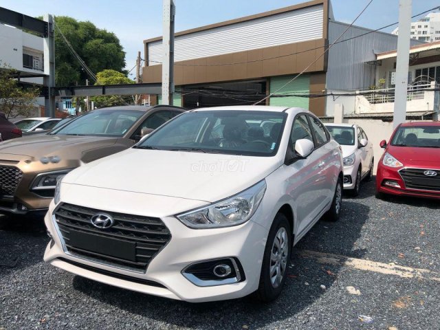 Hyundai Gia Định bán Hyundai Accent đời 2019, màu trắng, 430tr