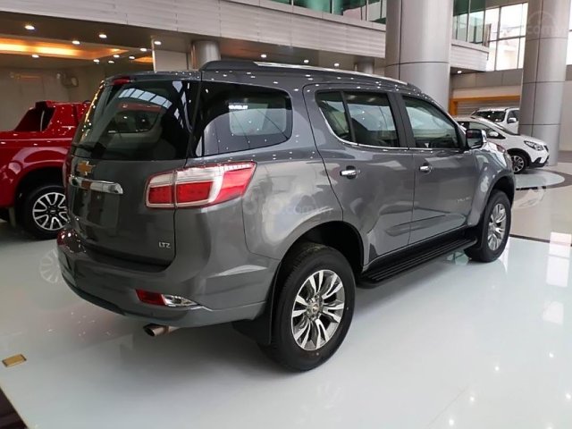 Bán xe Chevrolet Trailblazer 4x4 AT 2018, màu xám, nhập khẩu nguyên chiếc