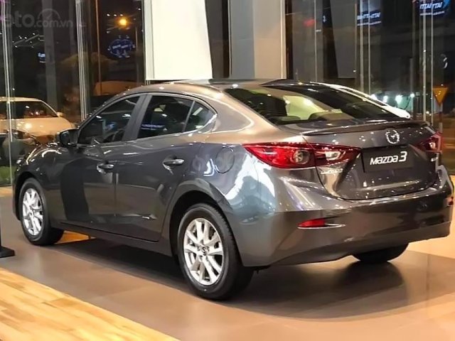 Bán Mazda 3 1.5 AT năm 2019, màu xám giá cạnh tranh0