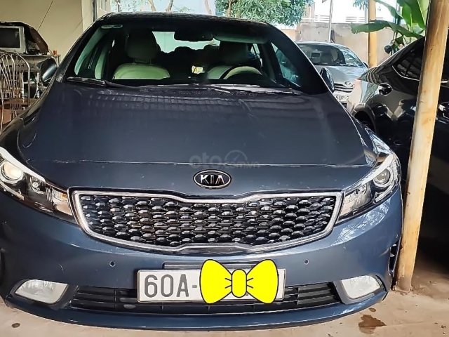 Bán Kia Cerato 2.0AT 2016, màu xanh lam, chính chủ0