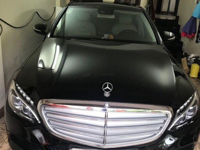 Chính chủ bán Mercedes C250 sản xuất 2015, màu đen, xe nhập0