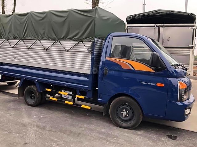 Bán xe tải Hyundai Porter H150 2019, màu xanh lam, nhập khẩu0