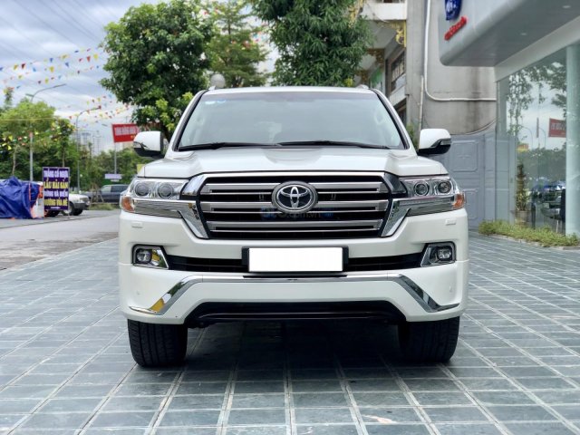 Cần bán xe Toyota Land Cruiser VX-R 2018 siêu lướt, nhập khẩu Trung Đông, LH 094.539.2468 Ms. Hương0