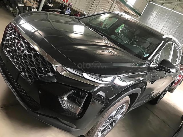 Bán xe Hyundai Santa Fe 2.4 AT 2019, màu đen0