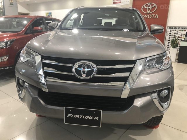 Bán Toyota Fortuner 2019, giảm 35 triệu giao xe ngay, trả góp đơn giản, LH 09077510890