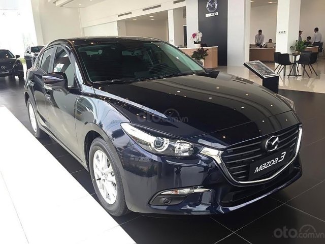 Bán ô tô Mazda 3 Facelift đời 2019, màu xanh lam0