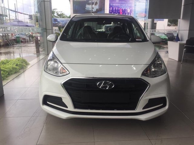 Cần bán xe Hyundai Grand i10 sản xuất 2019, màu trắng