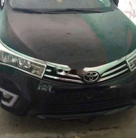 Cần bán gấp Toyota Corolla altis 2016, màu đen, 685tr