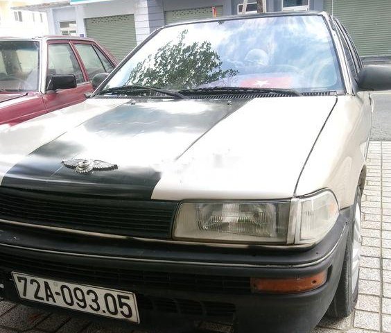 Cần bán lại xe Toyota Corolla đời 1990 giá cạnh tranh0