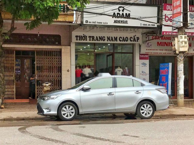 Cần bán Toyota Vios MT đời 2014, màu bạc, giá chỉ 398 triệu