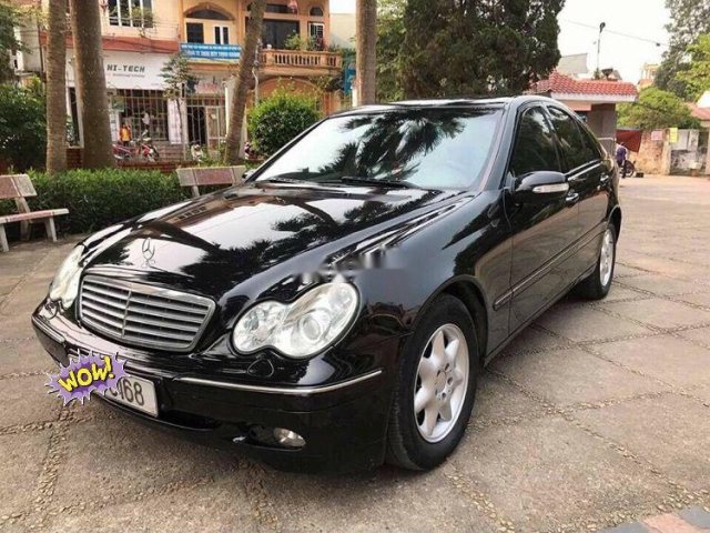 Bán Mercedes C class đời 2003, màu đen, chính chủ0