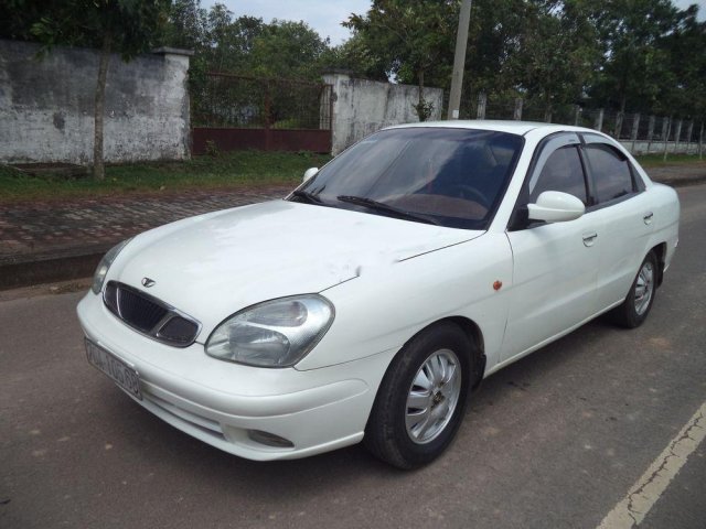 Bán ô tô Daewoo Nubira năm 2003, màu trắng ít sử dụng, 95tr