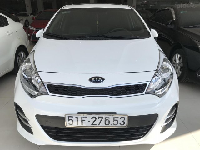 Bán Kia Rio Hatchback 2015, màu trắng