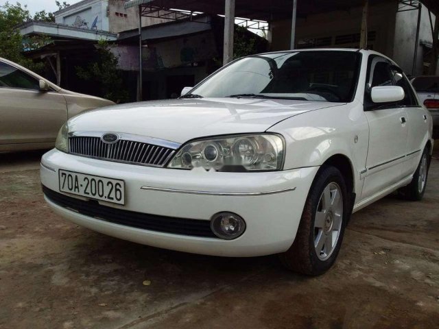 Bán Ford Laser đời 2002, màu trắng, giá cạnh tranh