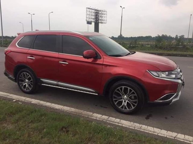 Bán Mitsubishi Outlander 2.4 CVT sản xuất 2018, màu đỏ, bản full