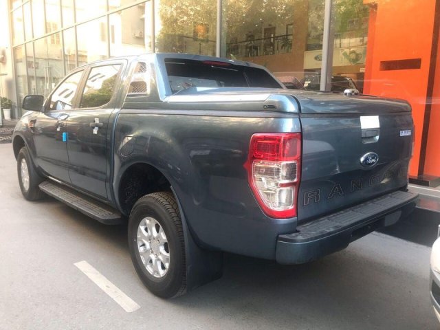 Bán Ford Ranger XLS AT đời 2019, màu xanh lam, nhập khẩu